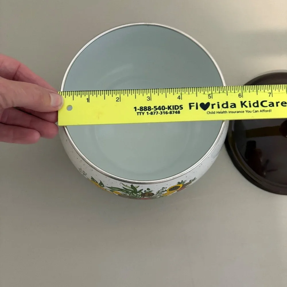 VTG Enamelware‎ Sauce Pan with Lid Fruit Floral Motif Wooden Handle Speckled